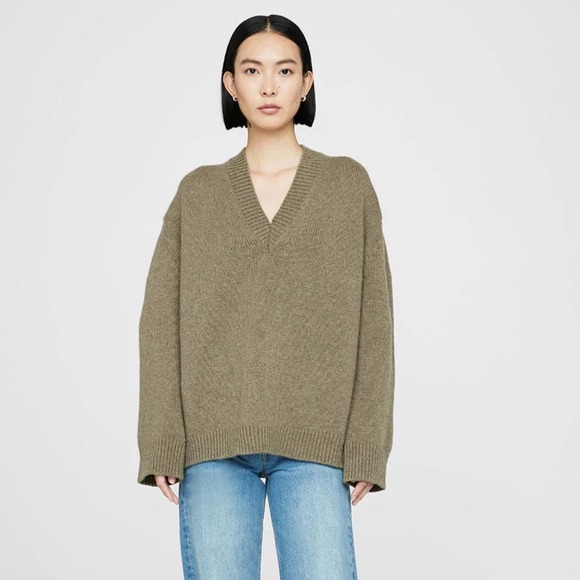 Anine Bing Sweaters - ANINE BING Rosie V Neck Cashmere Sweater Olive XS